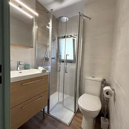 Face à La Mer, T2 Vue Incroyable